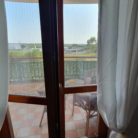 Frances' Taranto
